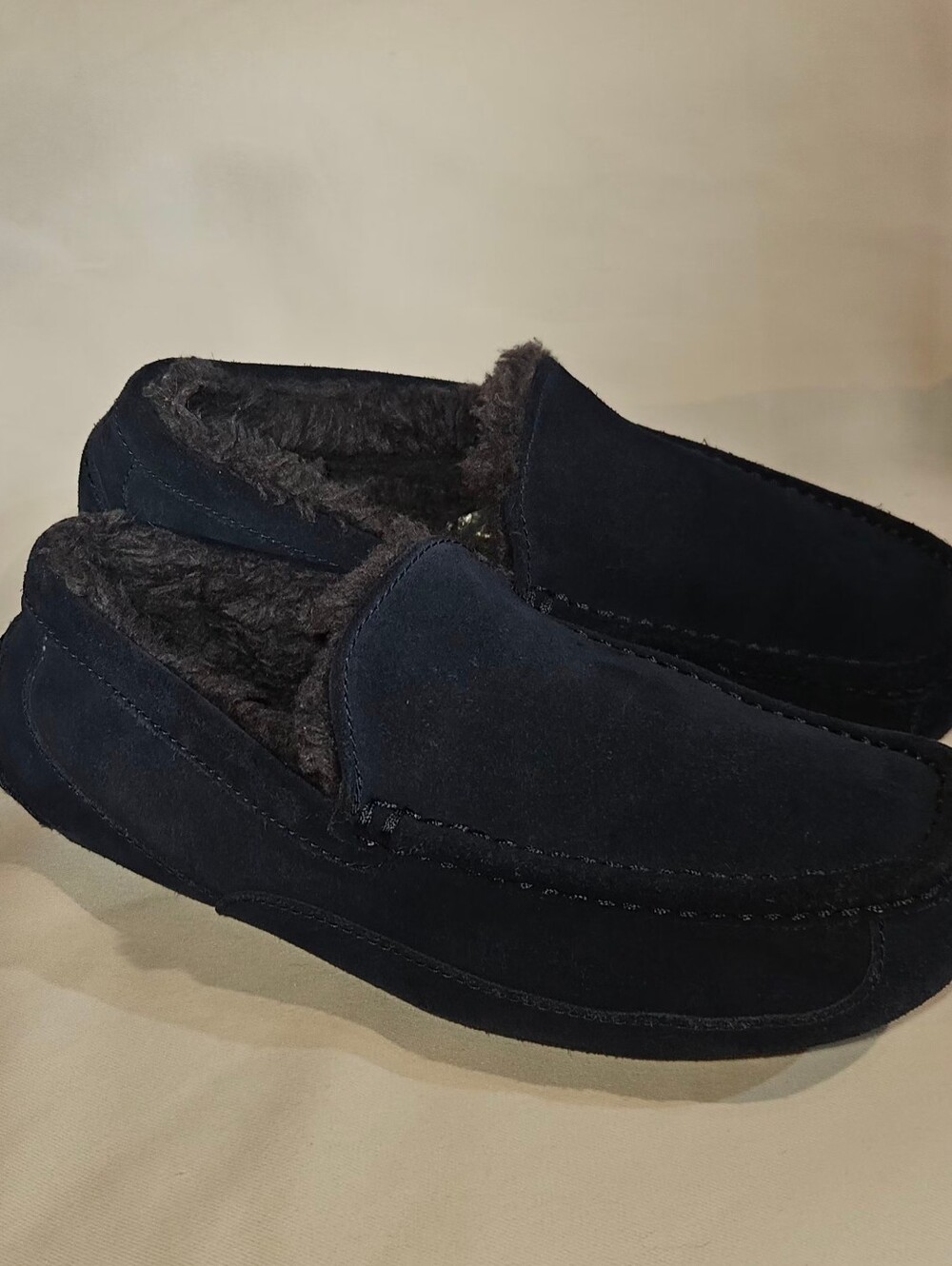 UGG Men's Ascot Navy Suede Leather Slippers Loafers Size 8 NWOT